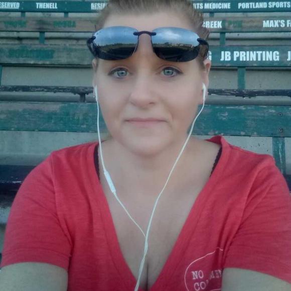 Meet your Posher, Jaimie - Picture 2 of 3